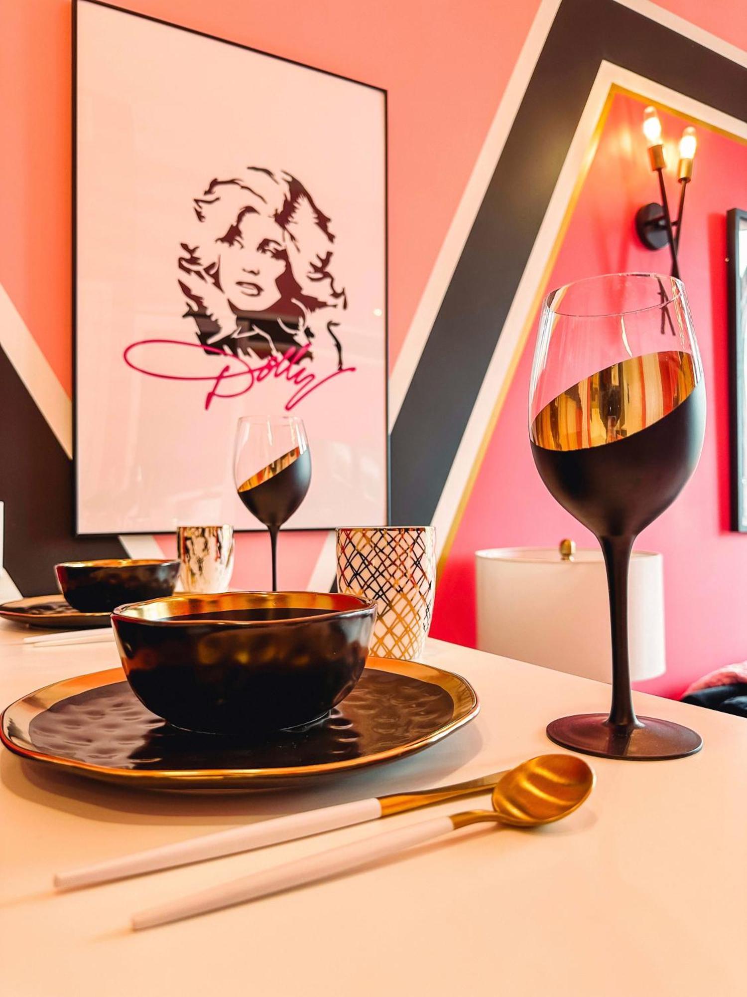 Dolly'S Glam Getaway - Glittering Gem Near Broadway Villa Nashville Dış mekan fotoğraf